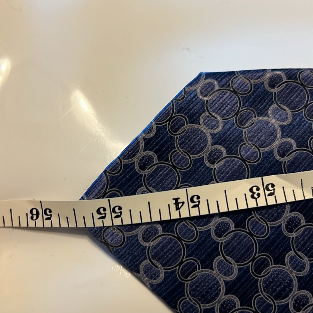 Walt Disney World Mickey Icon Men's Tie Blue/Silver MSRP: $70 (New without Tags) - Picture 6 of 6